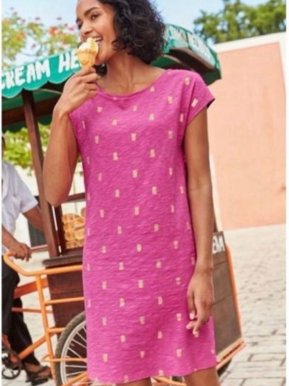 LN Boden Paulina Tickled Pink Metallic Gold Pineapple shift Dress